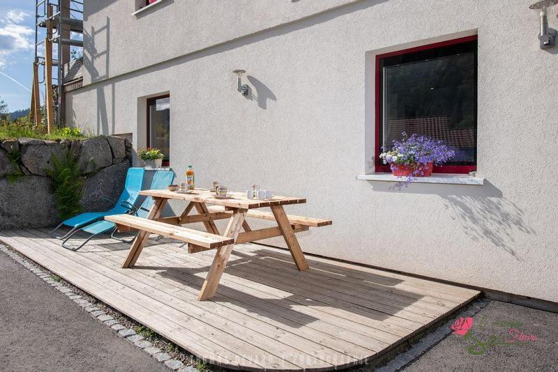 Le Domaine Des Fleurs - Appartement La Gentiane Gérardmer Exterior foto